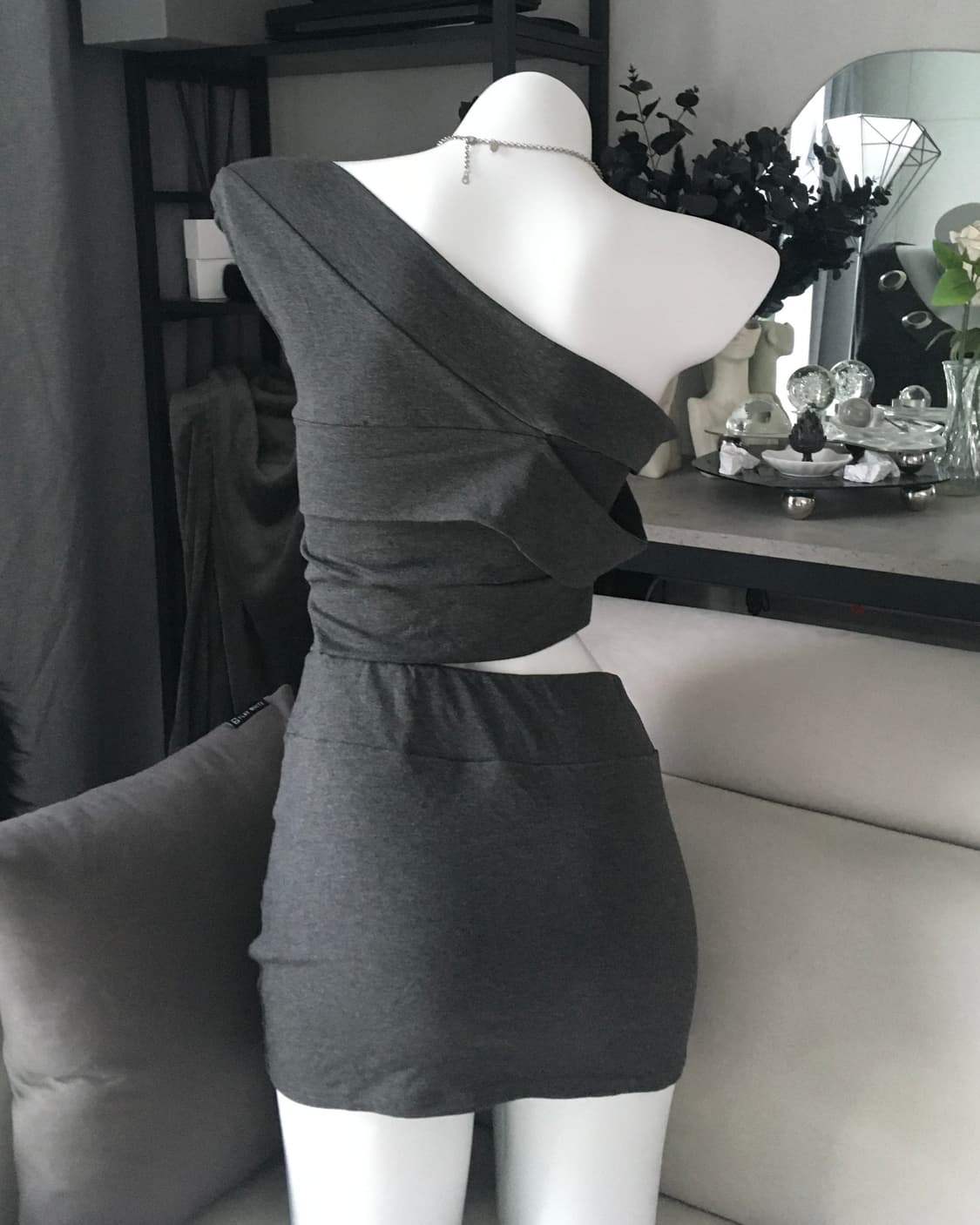 ༒ Eyelet off-shoulder dress 상품이미지3