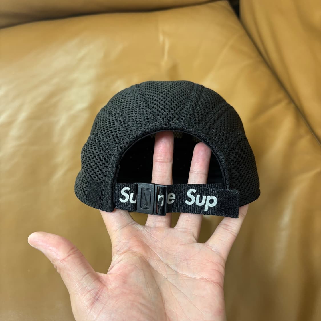 Supreme x Nike 슈프림x나이키 샥스 러닝햇 블랙 캠프캡 모자 상품이미지8