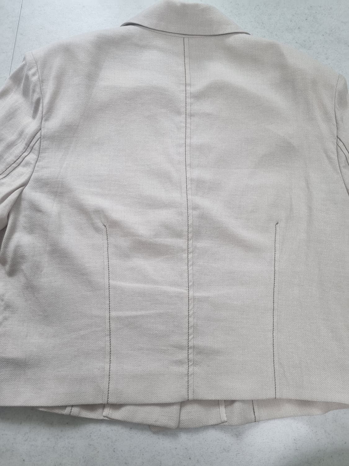 루에브르 반팔 자켓 (오마이걸 아린 착용) 상품이미지8