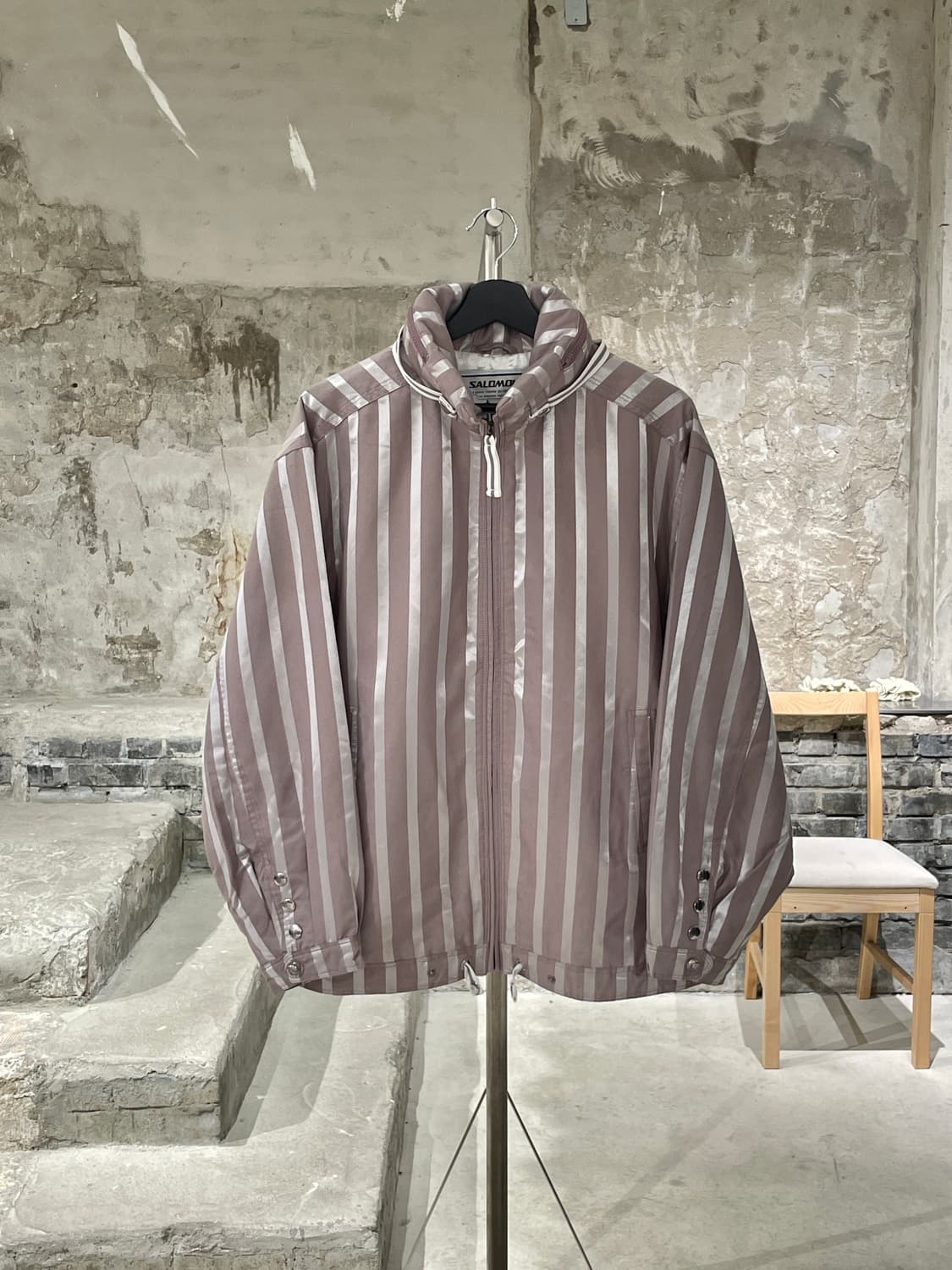 살로몬 미스티 로즈 스트라이프 자켓 상품이미지1