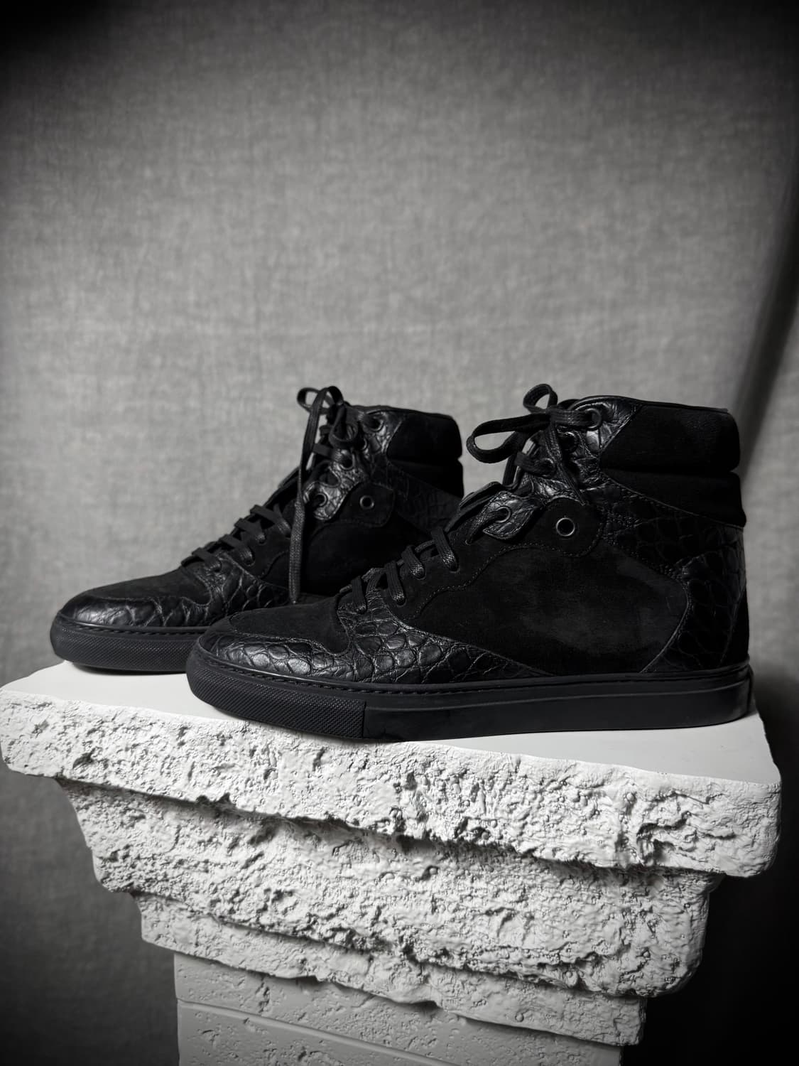 Balenciaga Croc High Top Sneakers 상품이미지3