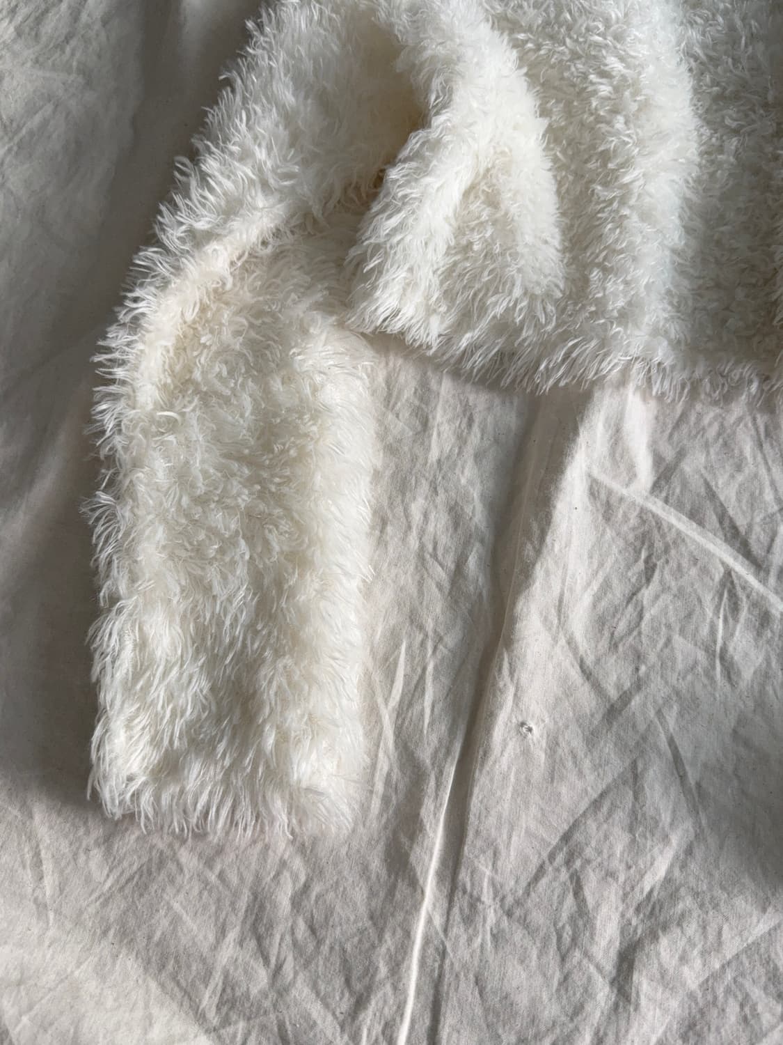 크림 아이보리 러블리 로걀 폭닥 크롭 볼레로 상품이미지5