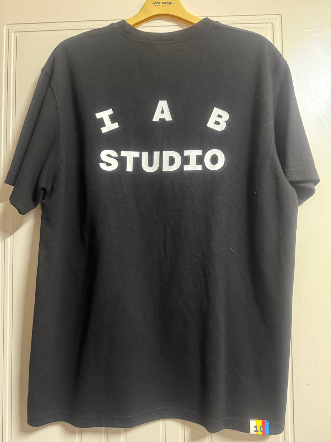 IAB STUDIO 10주년 반팔티셔츠 상품이미지2