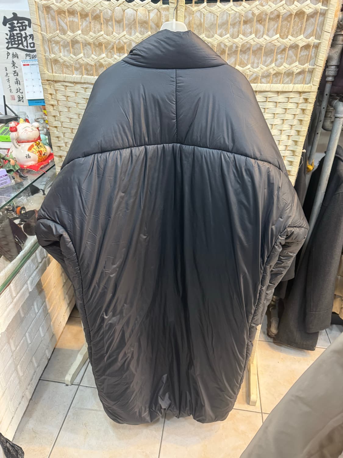 105 정품 이지캡 엔지니어드 바이 발렌시아가 롱패딩 팝니다 상품이미지7