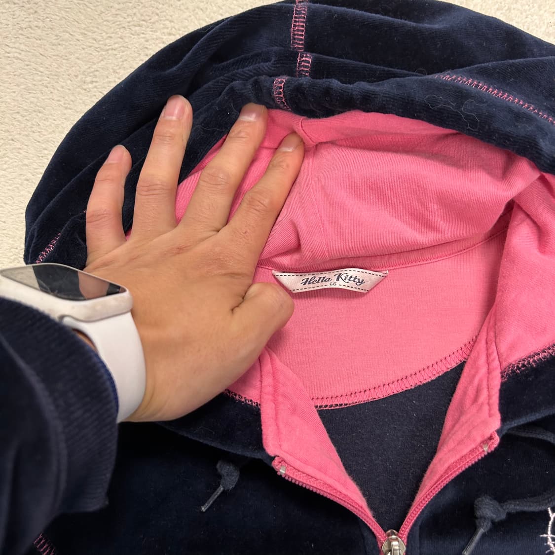 Hello Kitty Navy Velour Hoodie Zip-up 상품이미지6