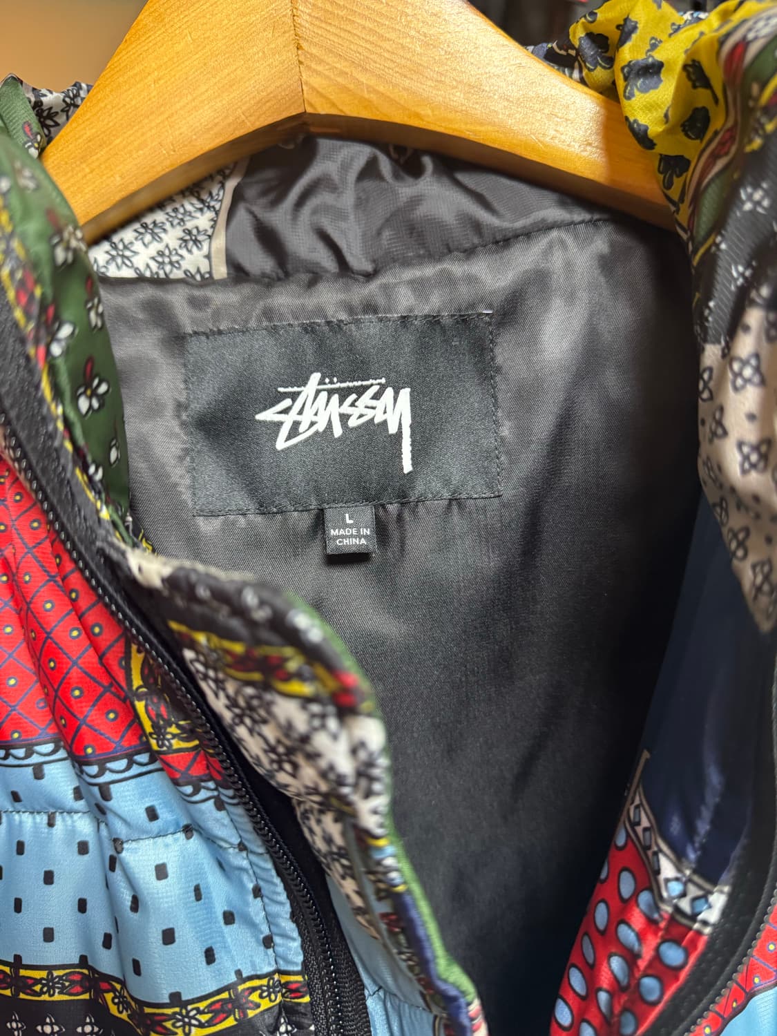 [L]스투시 패치워크 다운패딩 상품이미지5