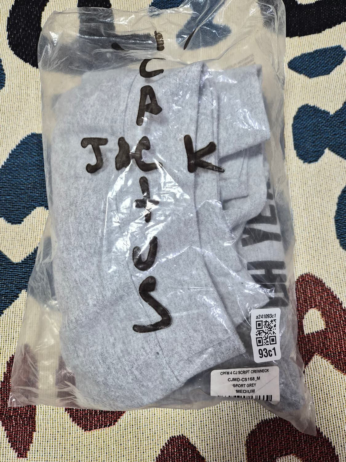 코쿤 착용 Cactus Plant Flea Market X 트래비스 스캇 상품이미지4