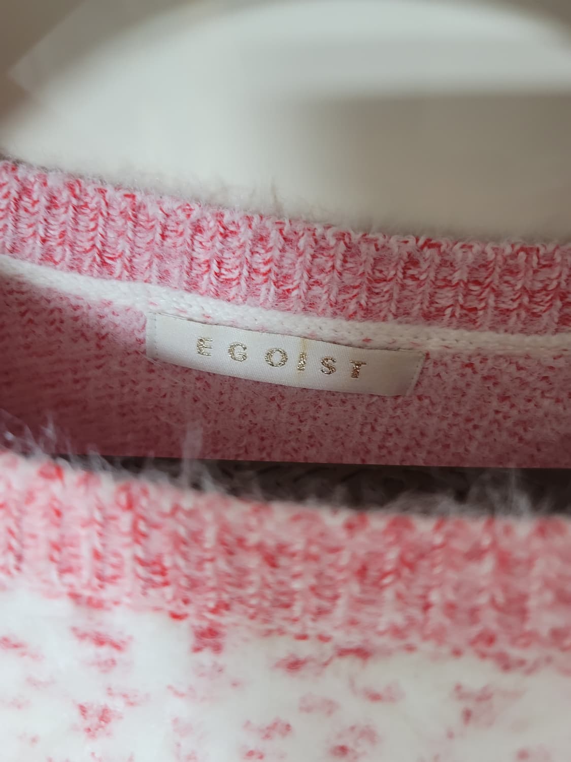 에고이스트 크리스마스느낌 퍼니트 프리사이즈 상태극상

여성 프리사이즈

 상품이미지4