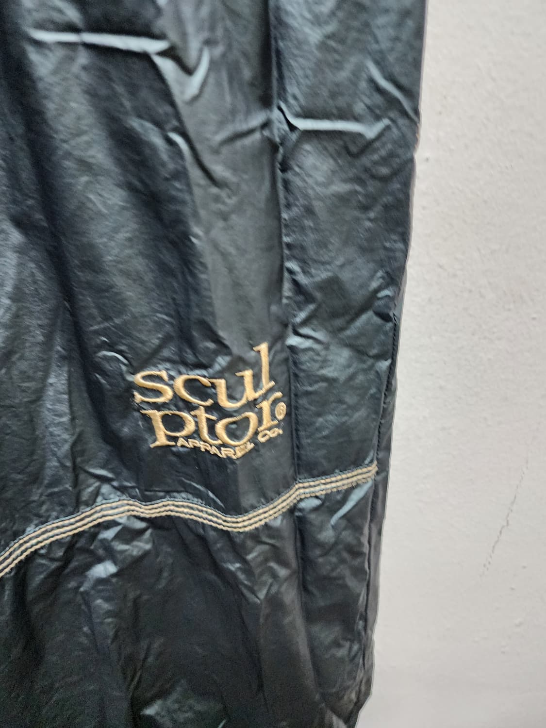 스컬프터 유광 빈티지 나일론 팬츠 상품이미지4