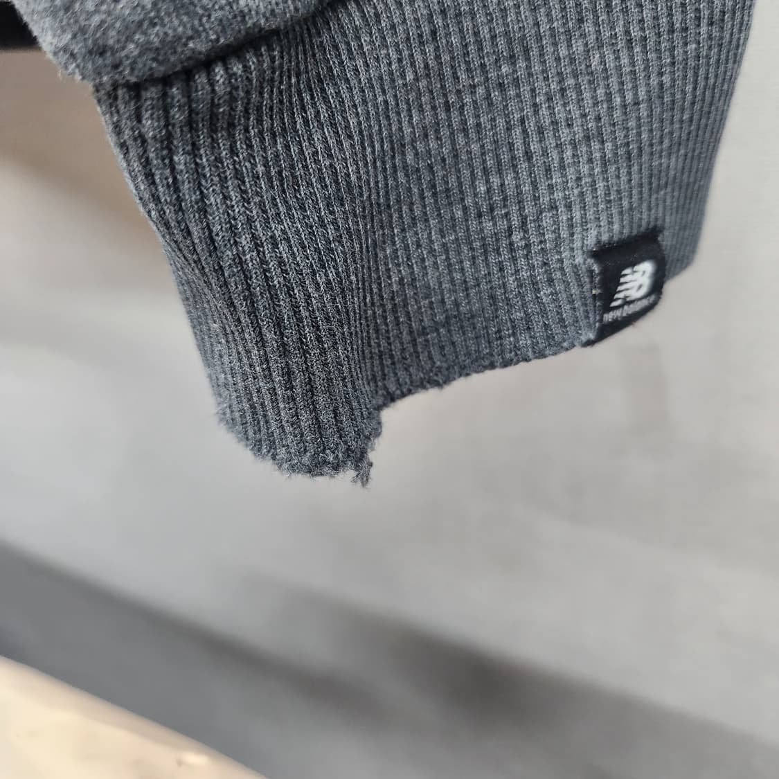 뉴발란스 빅로고 패치 후드티 105(XL) 상품이미지5