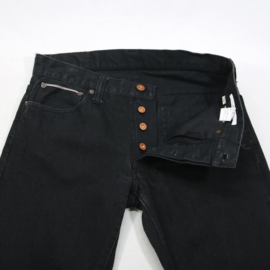 (착용컷) relume 셀비지 블랙 진 (여성용 31) 상품이미지4