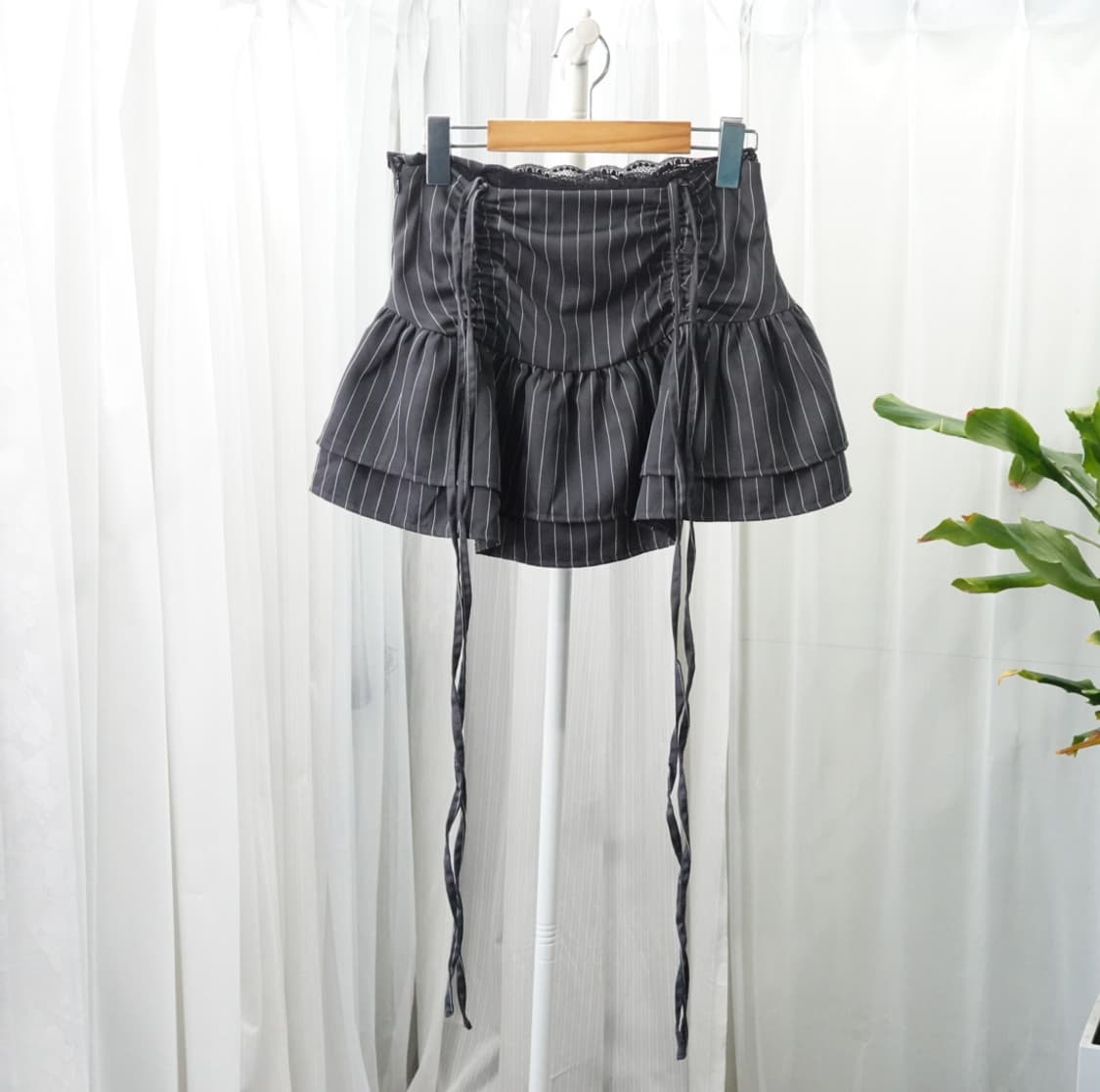 빈티지 핀스트라이프 프릴 미니 스커트팬츠 1885 상품이미지2