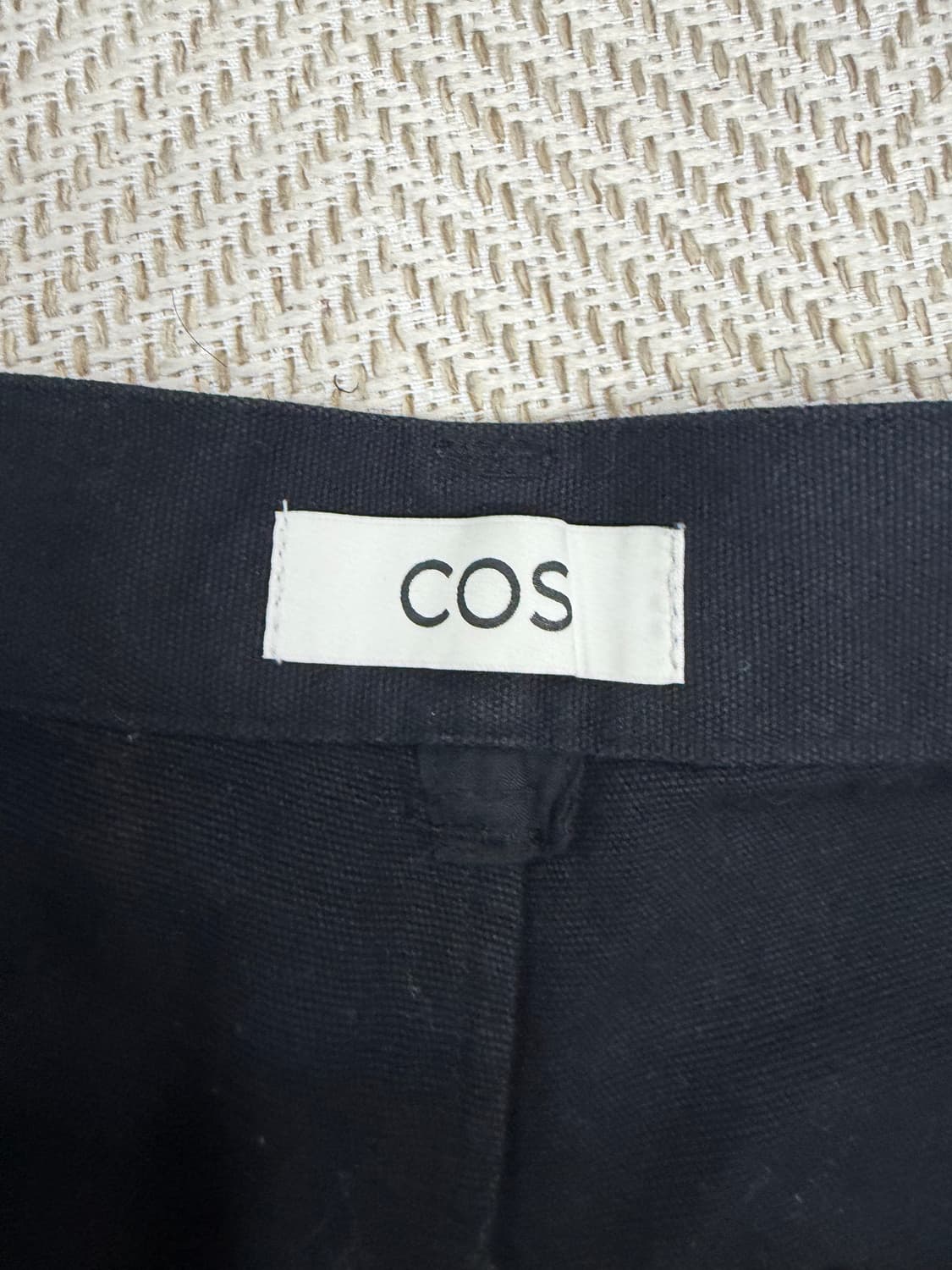 정품) COS 코스 남성 블랙 와이드 팬츠 48(32) 상품이미지4