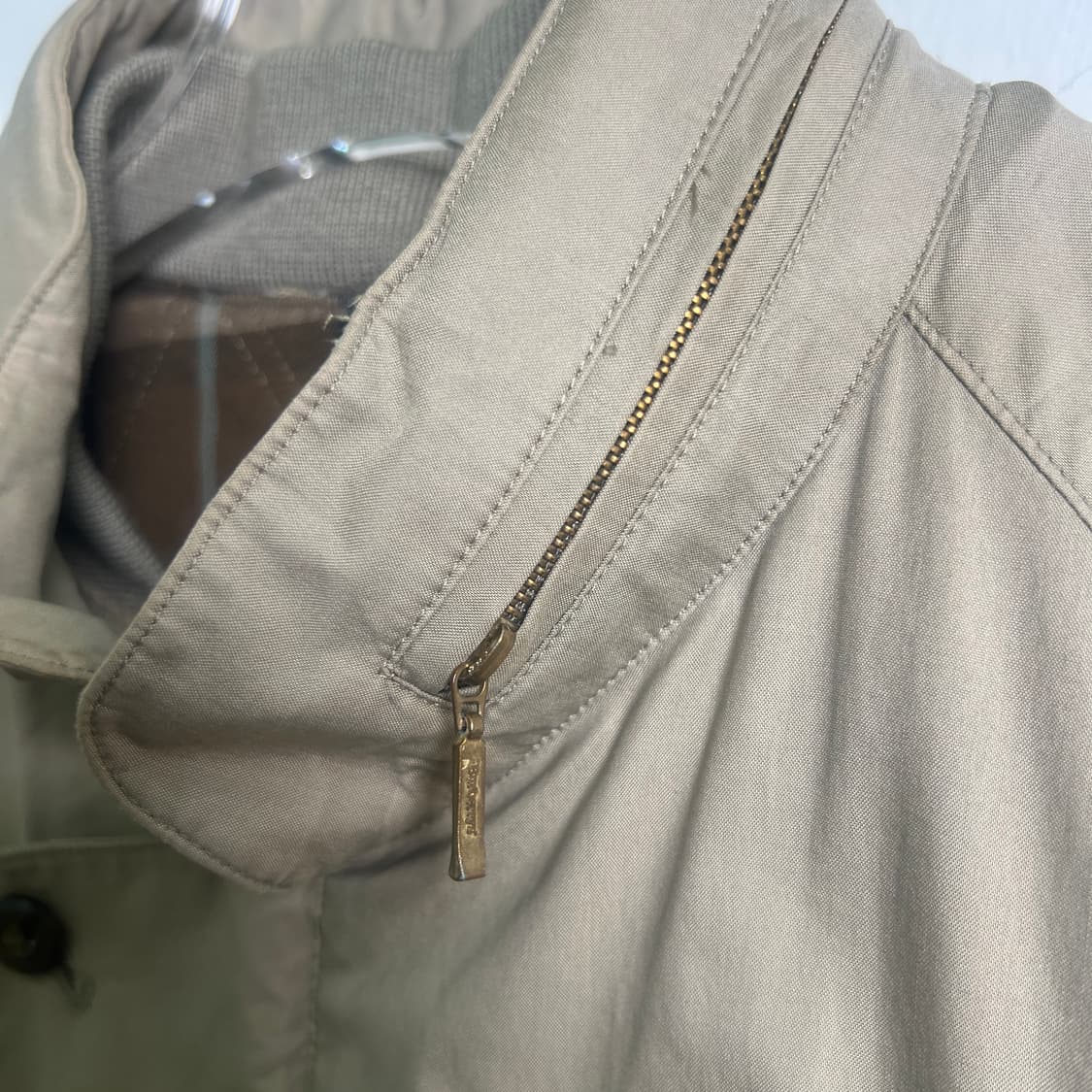 버버리 베이지 해링턴 블루종 자켓 M 상품이미지8