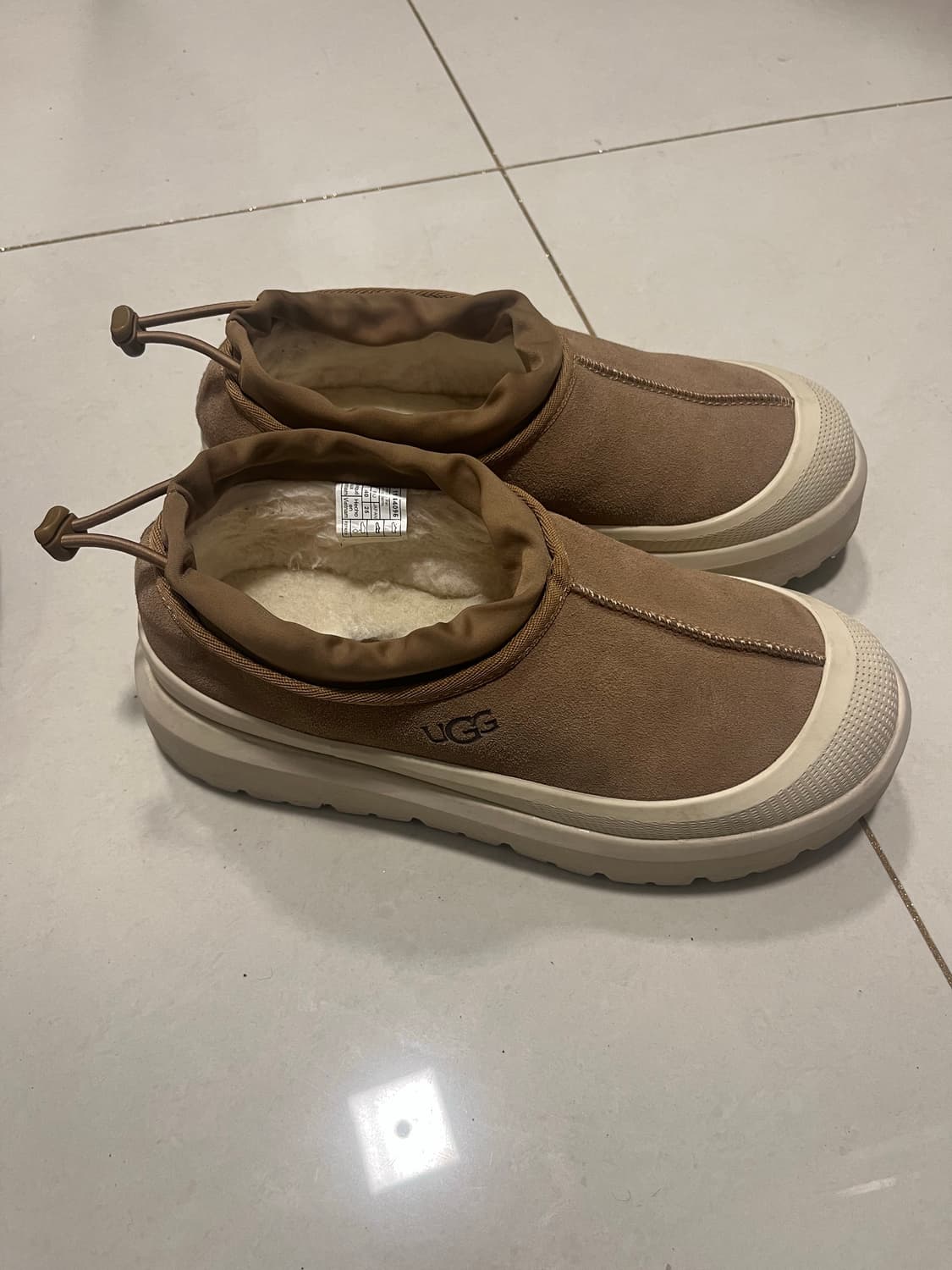 어그 타스만 하이브리드 250사이즈 상품이미지2