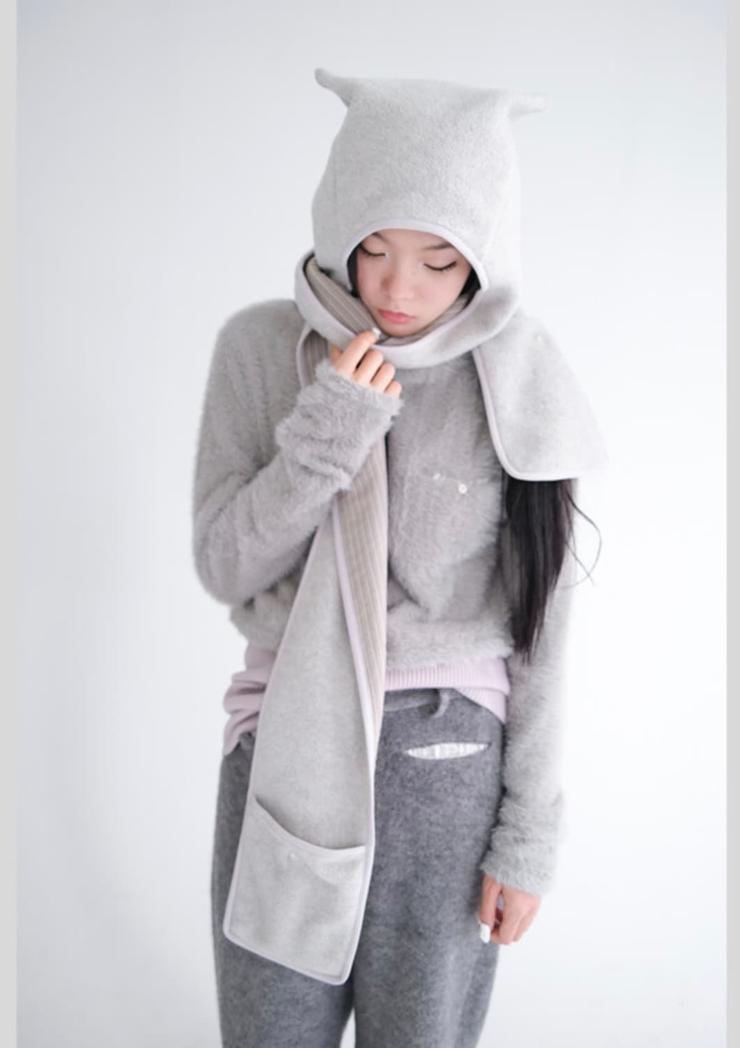 샵페어리 플러피 터틀넥 퍼 티셔츠 그레이 상품이미지1