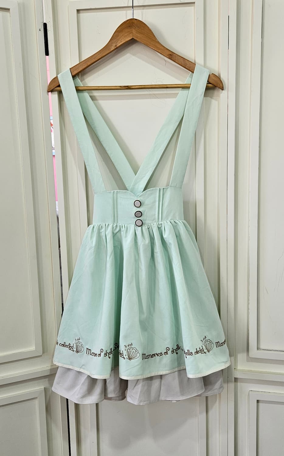 애로우(ARROW) 민트 조개 자수 점퍼 원피스 상품이미지1