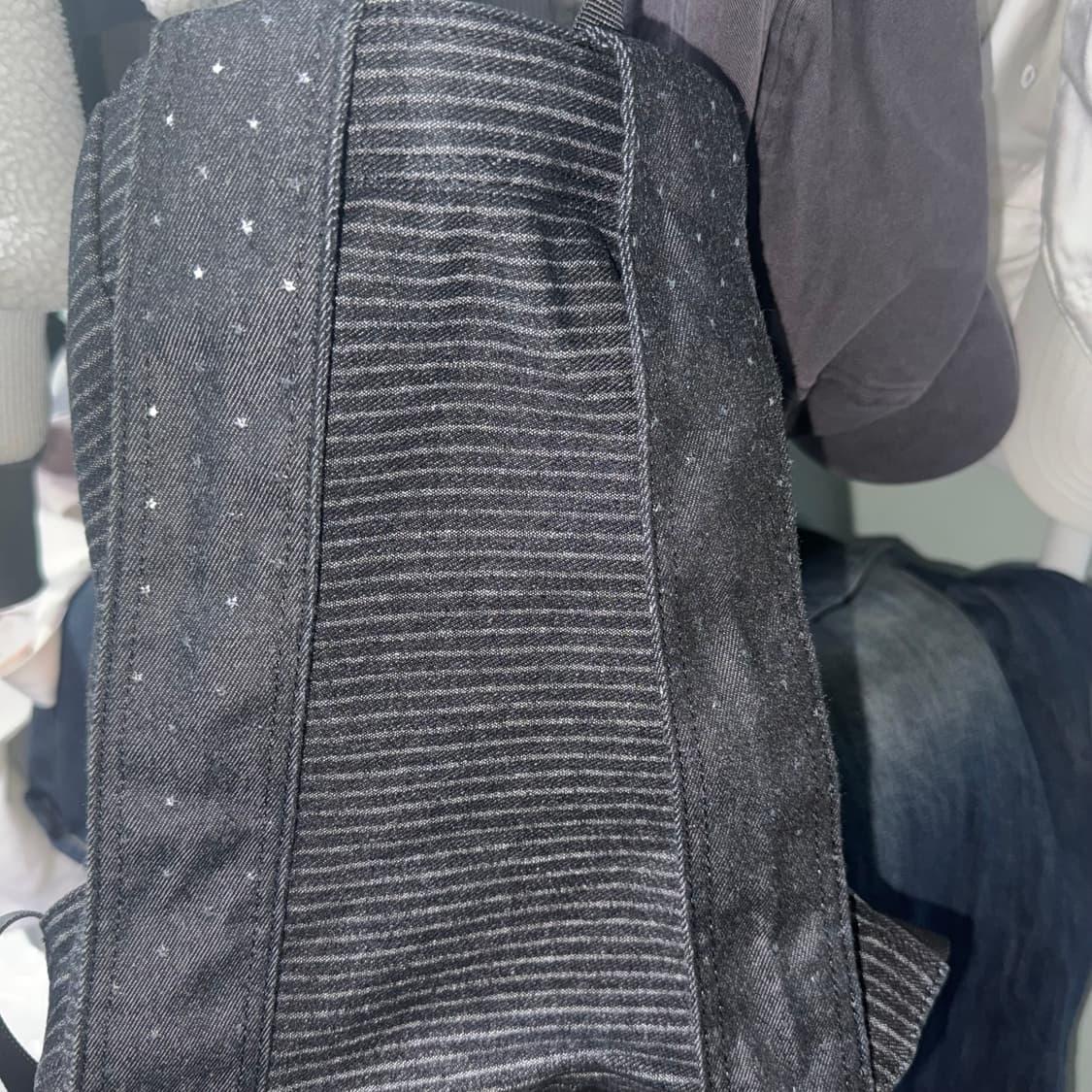 허그유어스킨 스타 더스트 데님 백팩 블랙 상품이미지3