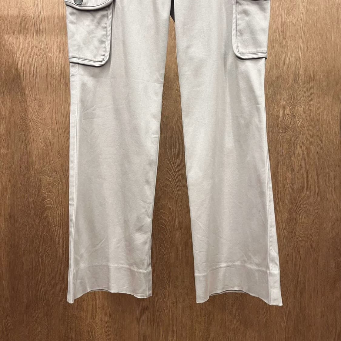 랑방 카고 팬츠 플랩 포켓 디테일 스트레이트핏 크림 베이지 상품이미지5