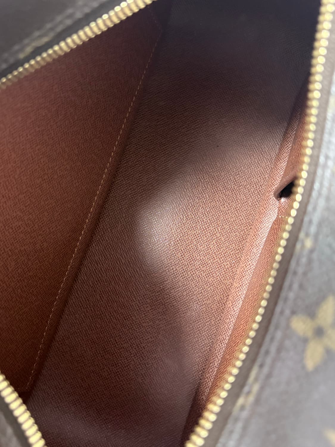 루이비통 시떼(시테) mm 숄더백 상품이미지9