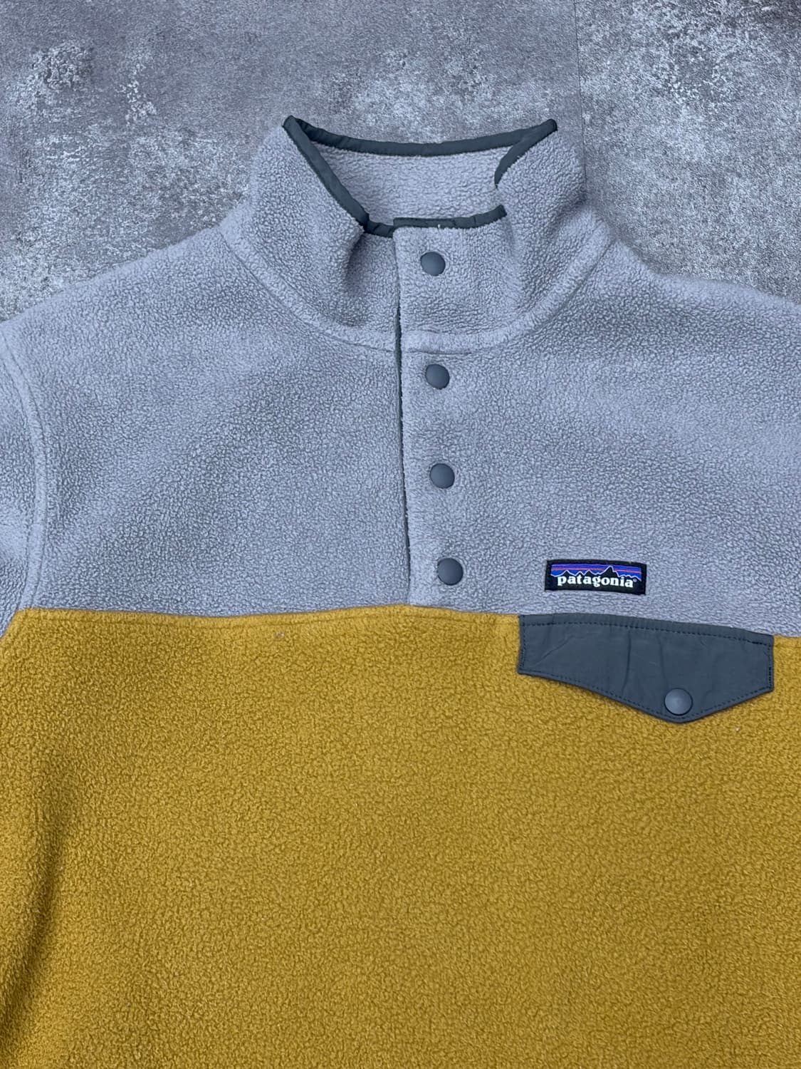 파타고니아 신칠라 플리스 풀오버 그레이/옐로우 상품이미지2