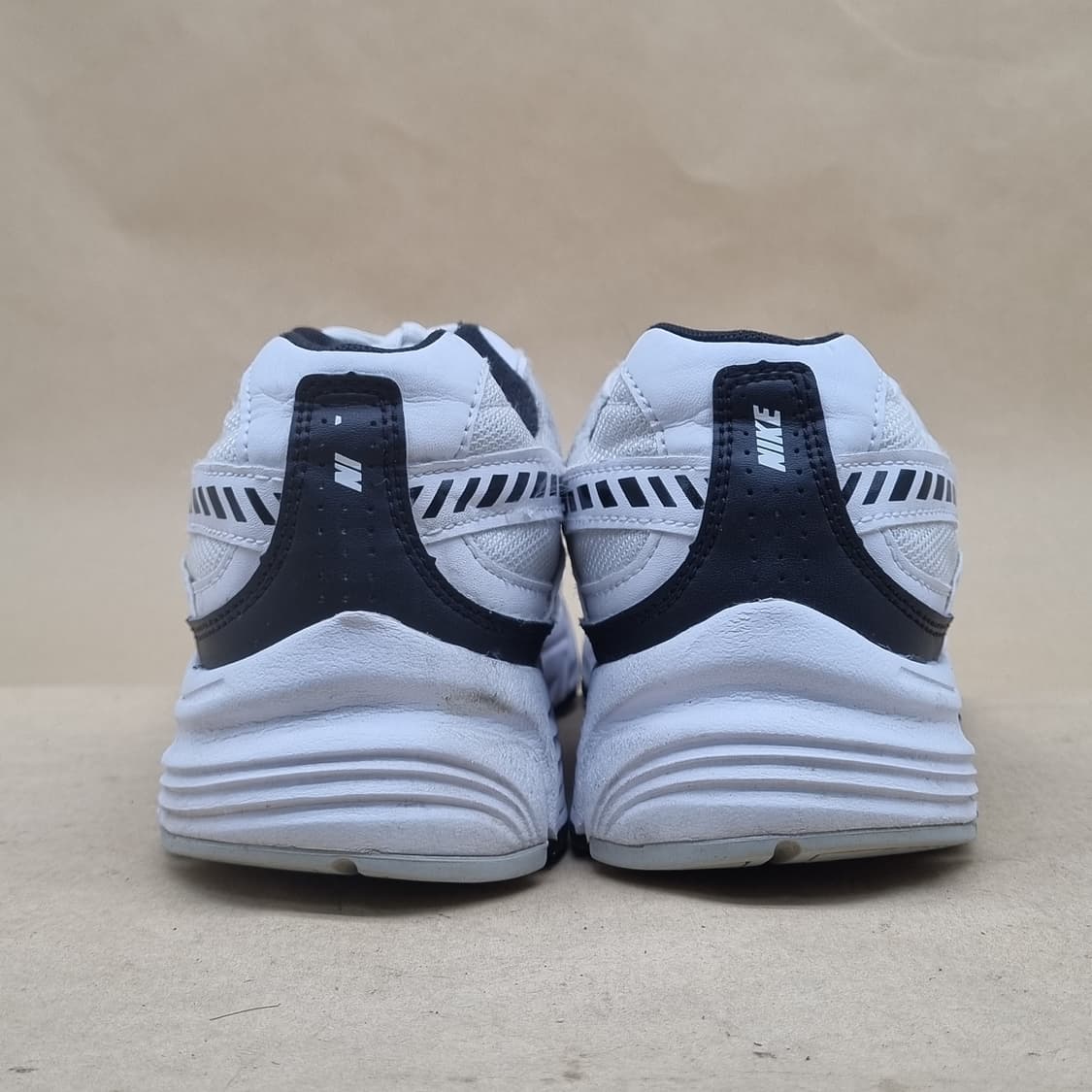 나이키 이니시에이터 운동화250  상품이미지4