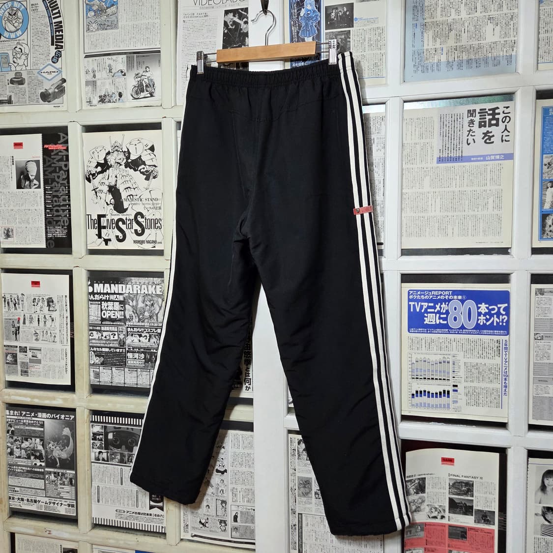 아디다스 블랙 앤 화이트 누빔 트랙 팬츠 상품이미지5