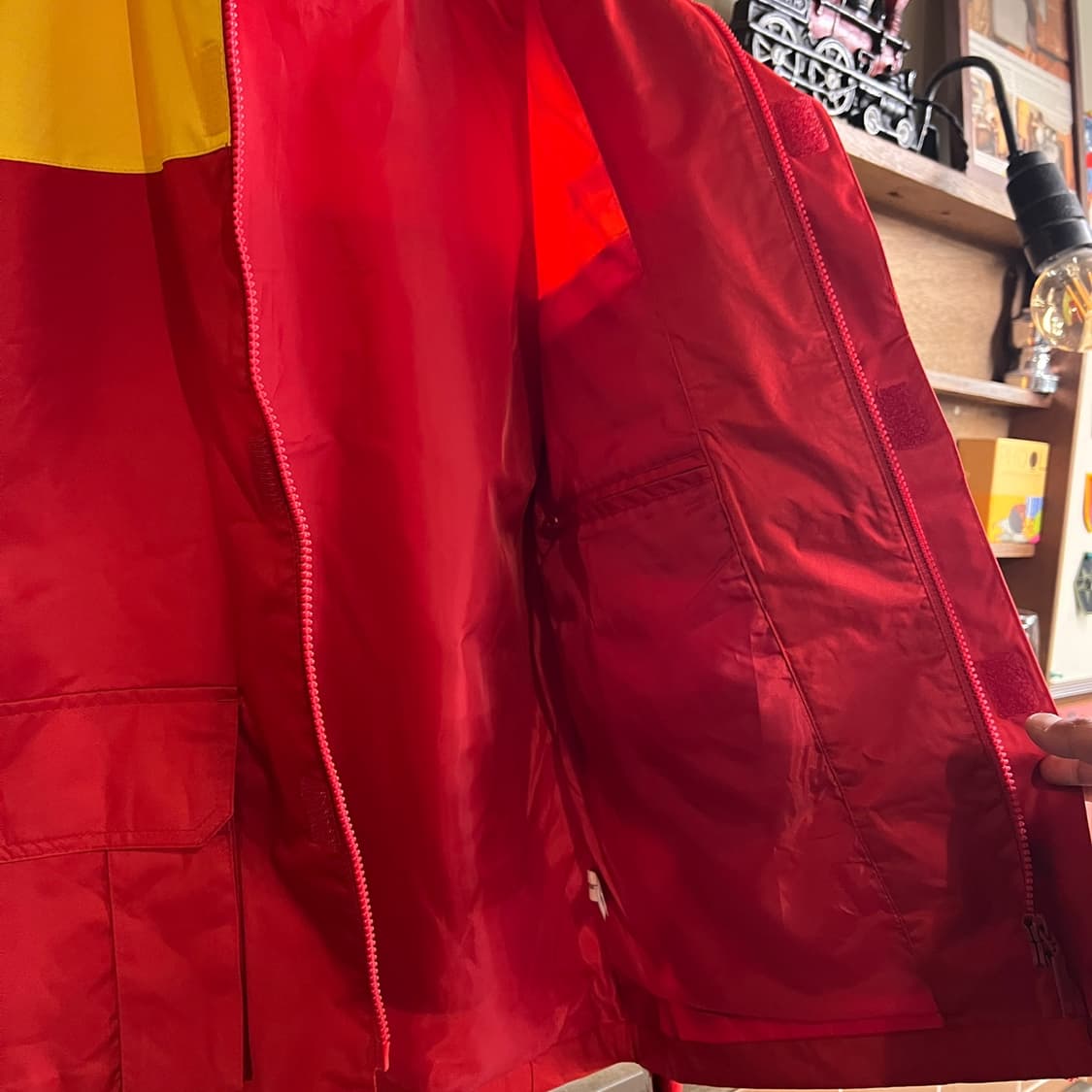 DHL Windbreaker Medium Size (100~105) 상품이미지10