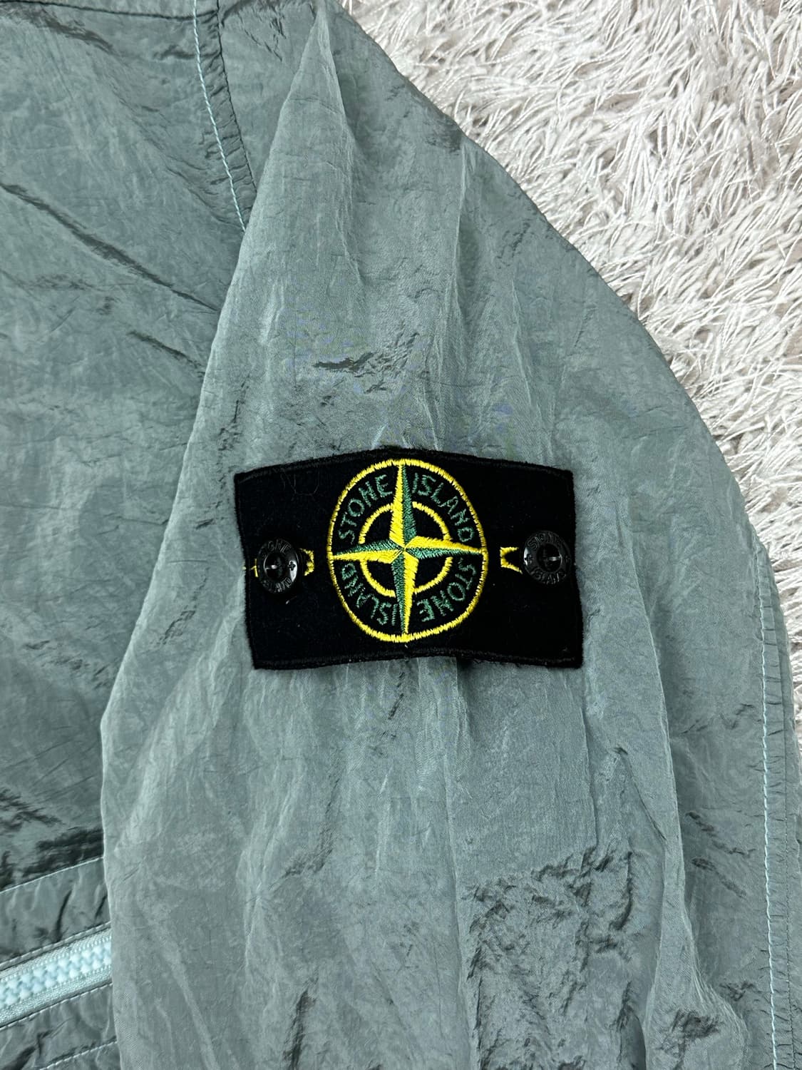 [XL] 백화점판 정품 스톤아일랜드 23SS 나일론 메탈 오버셔츠 상품이미지4