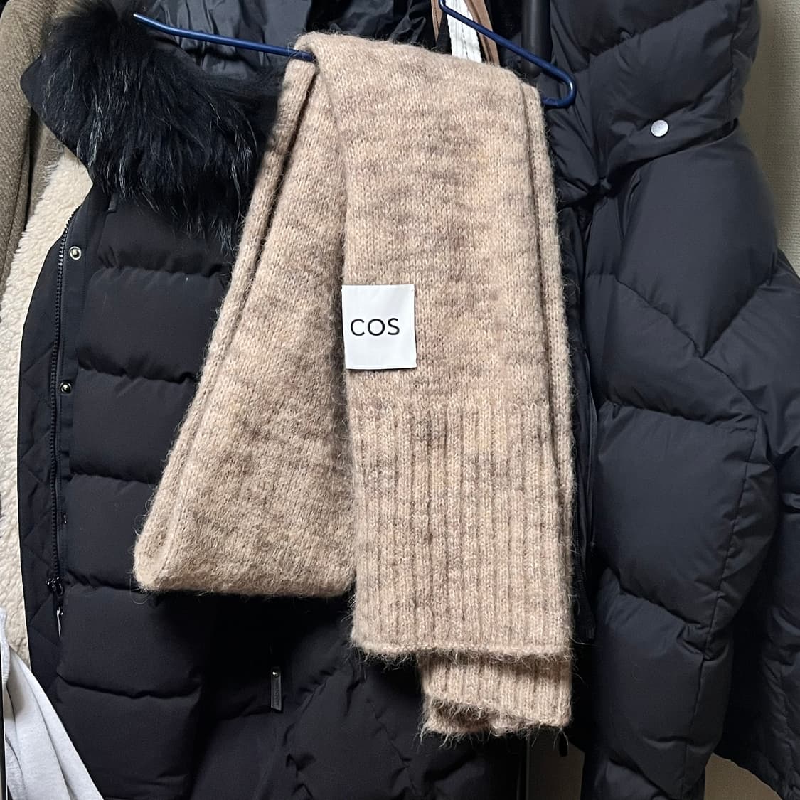 COS 코스 베이지 머플러 상품이미지3