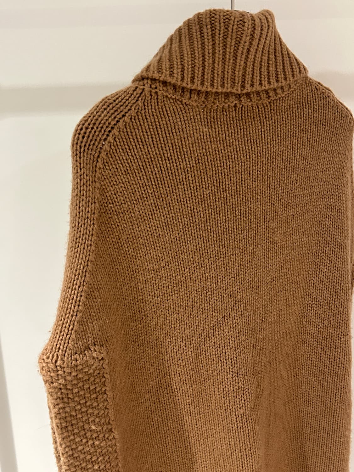 Gucci Sleeveless Turtleneck Sweater Vest 상품이미지5