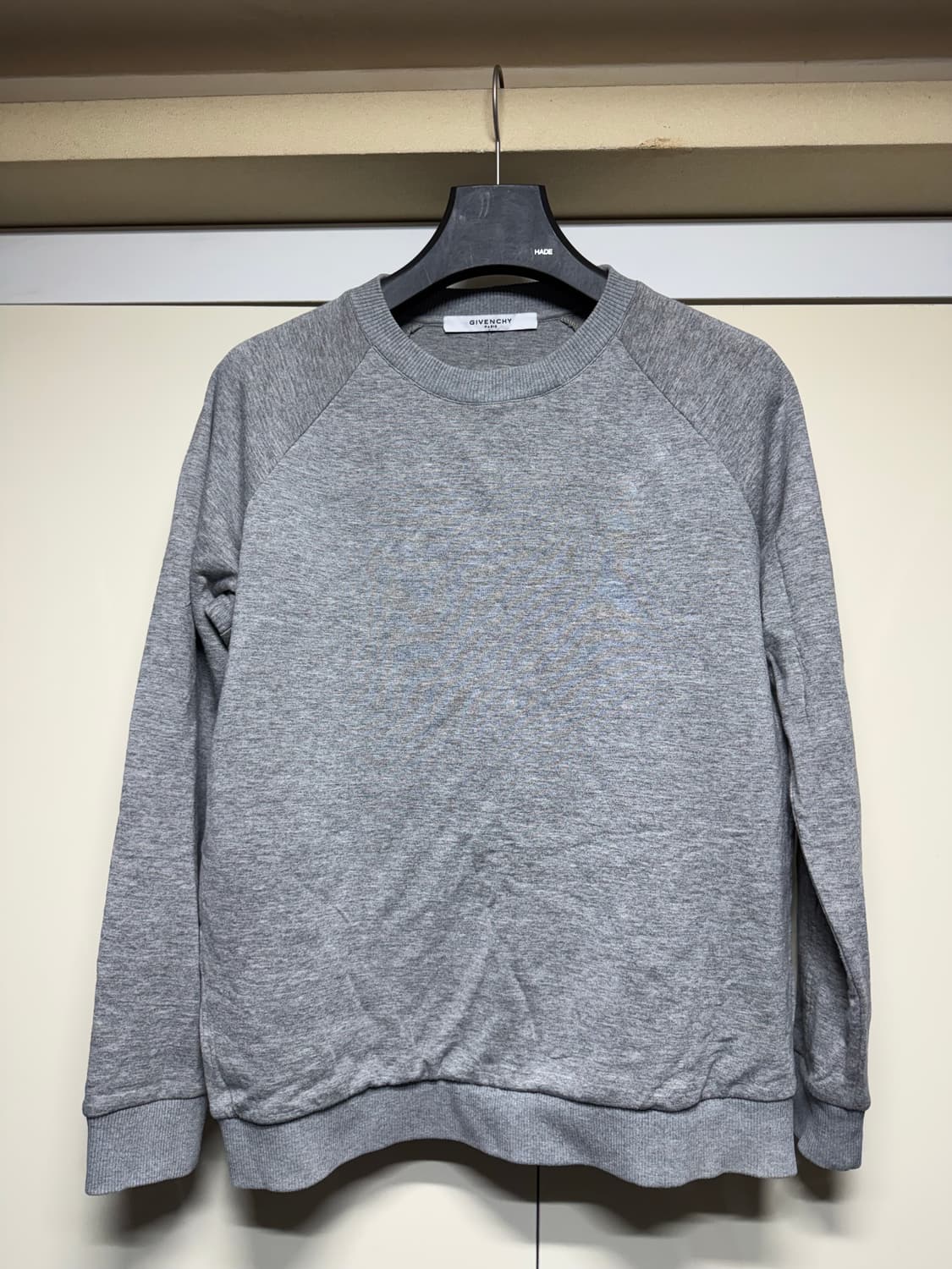 지방시 16SS 백슬릿 스웻셔츠 상품이미지1