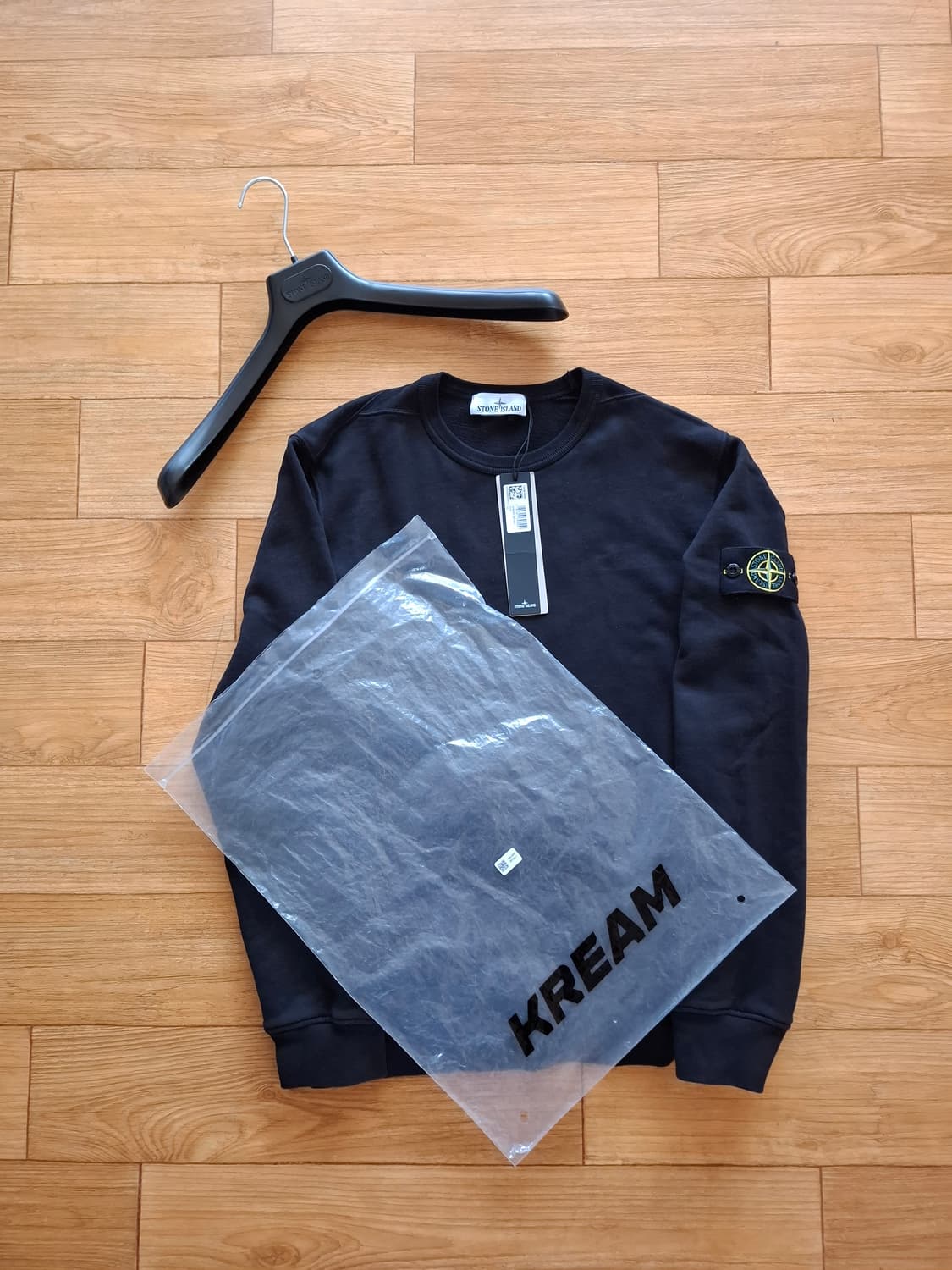 25ss 스톤아일랜드 맨투맨 M 상품이미지1