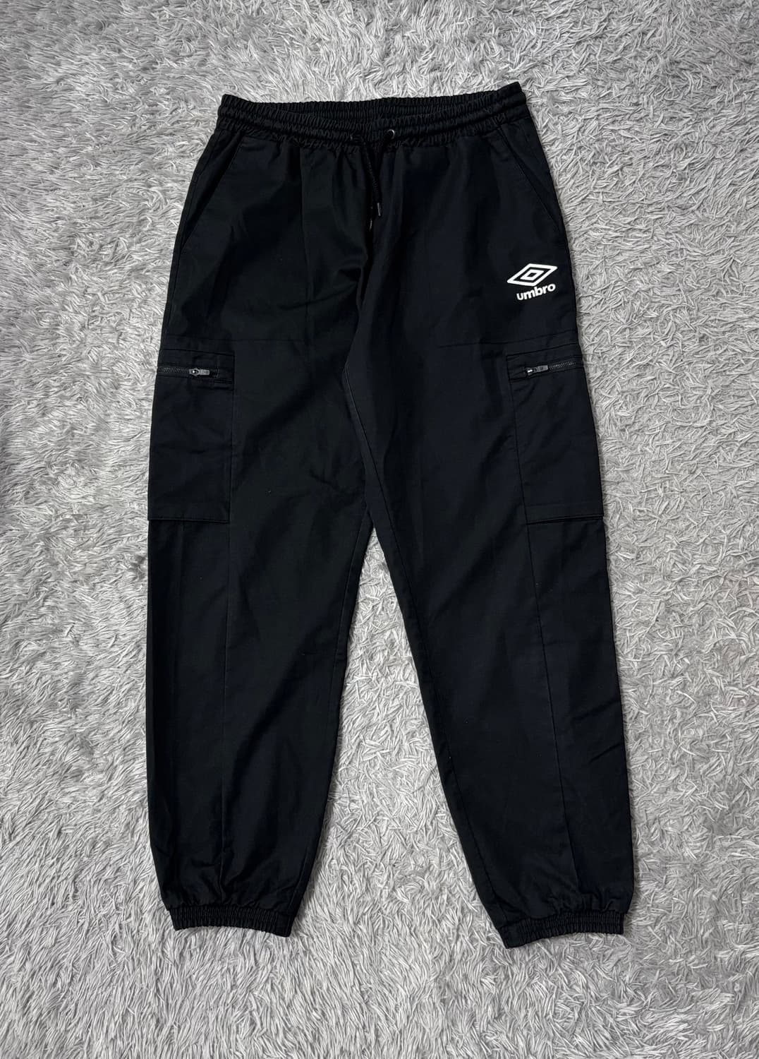 엄브로 블랙 카고 조거팬츠 상품이미지2