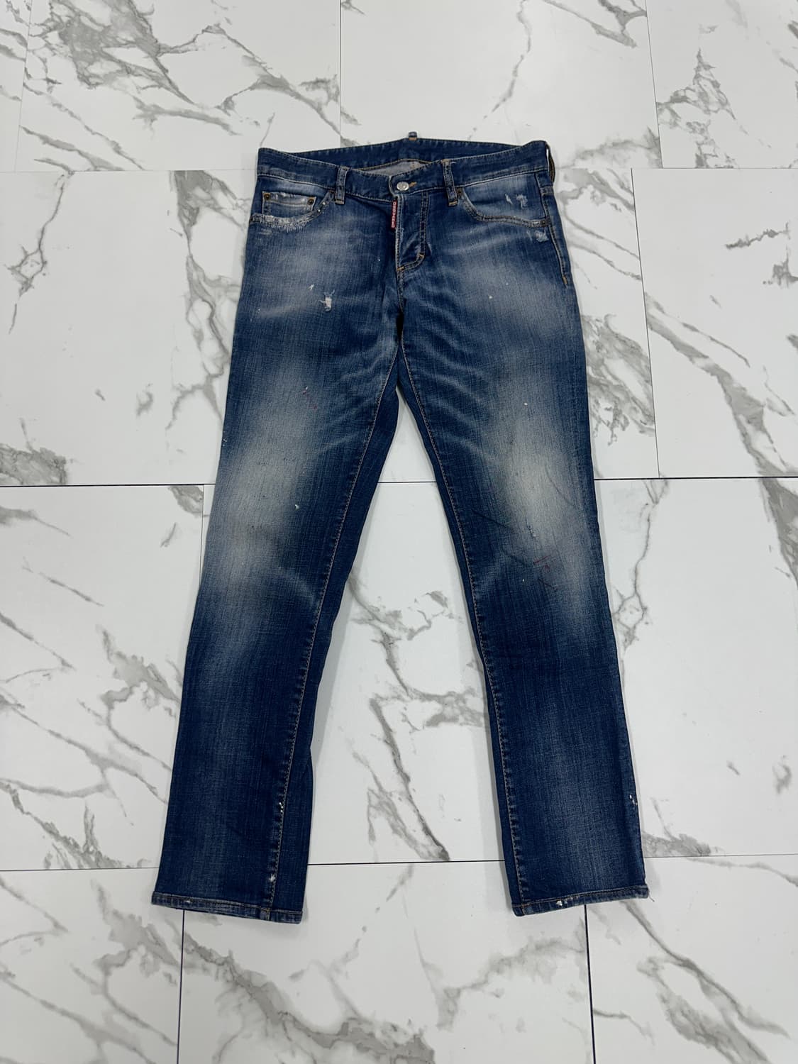 디스퀘어드 백포켓 프린팅 데님 팬츠 상품이미지1