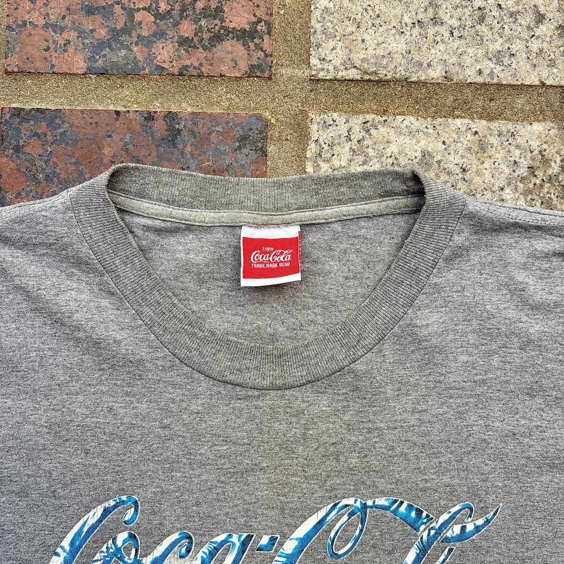 00s 코카콜라 오피셜 프린팅 티셔츠 (L) 상품이미지5