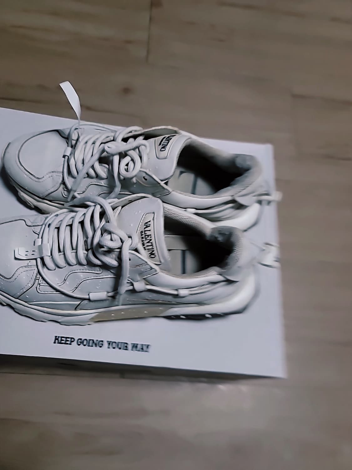 발렌티노 상품이미지2