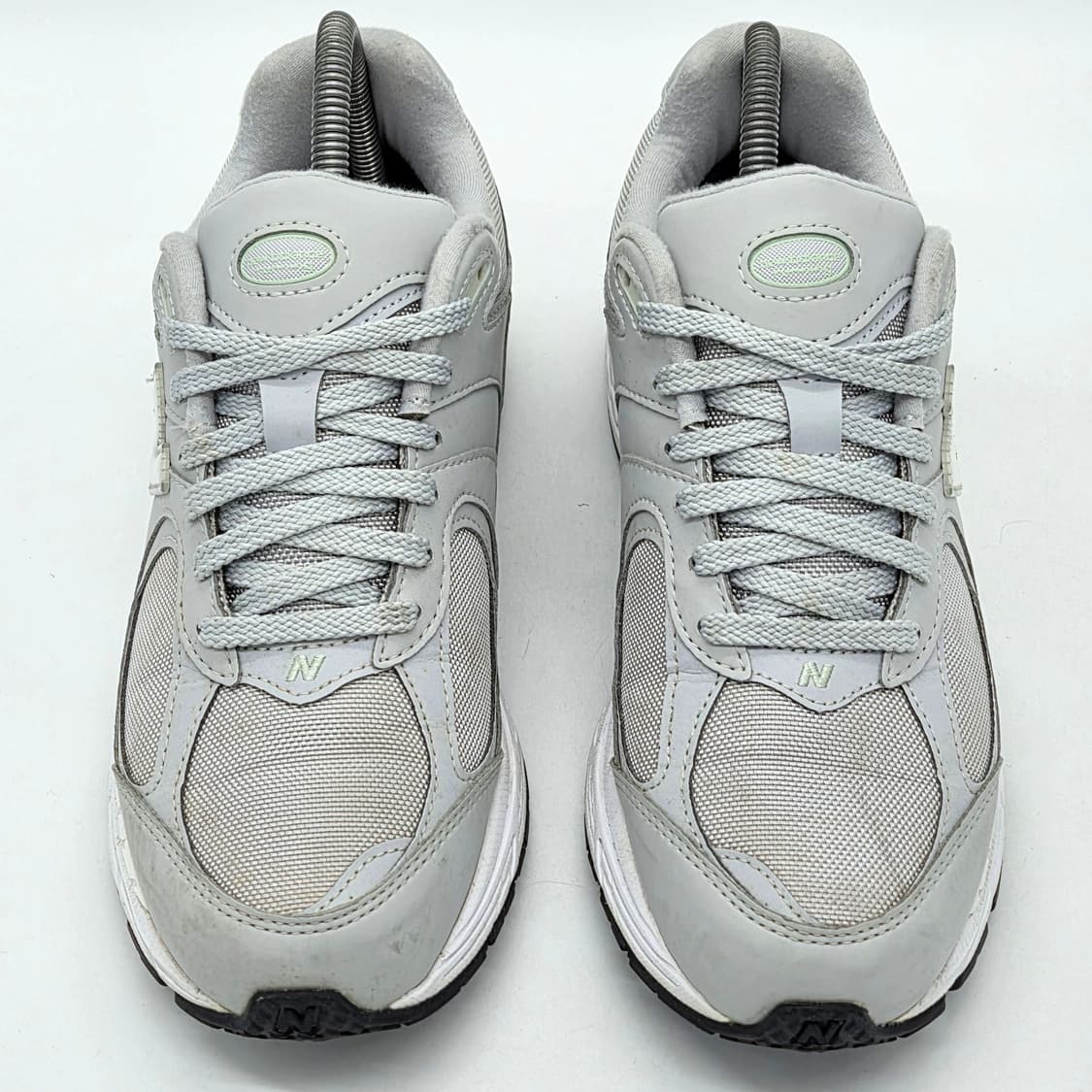  뉴발란스 2002R 그레이 화이트 (255 D)  상품이미지4