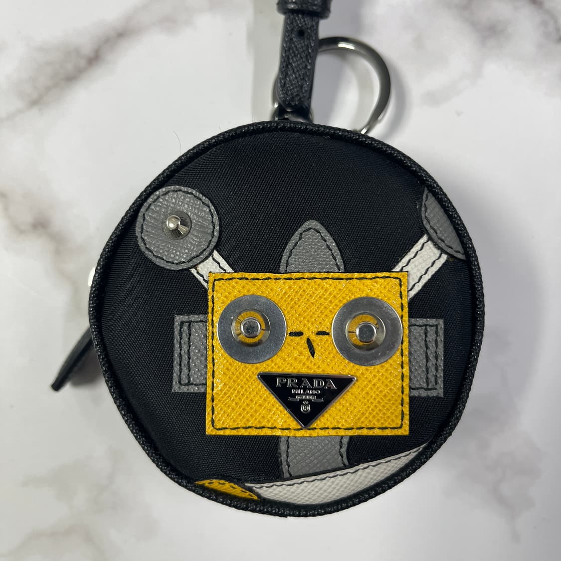새상품 프라다 로봇 참 동전지갑 파우치 키링 상품이미지3
