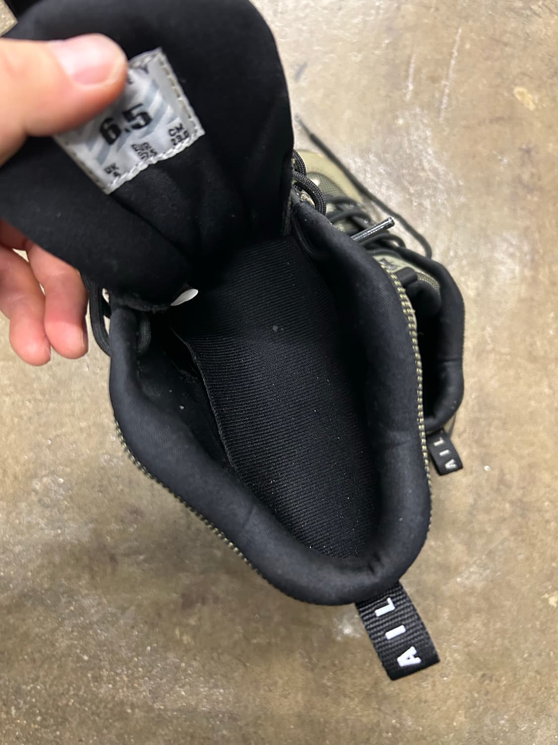 오클리 네일 스컬 & 크로스본즈 하이킹 부츠 상품이미지5