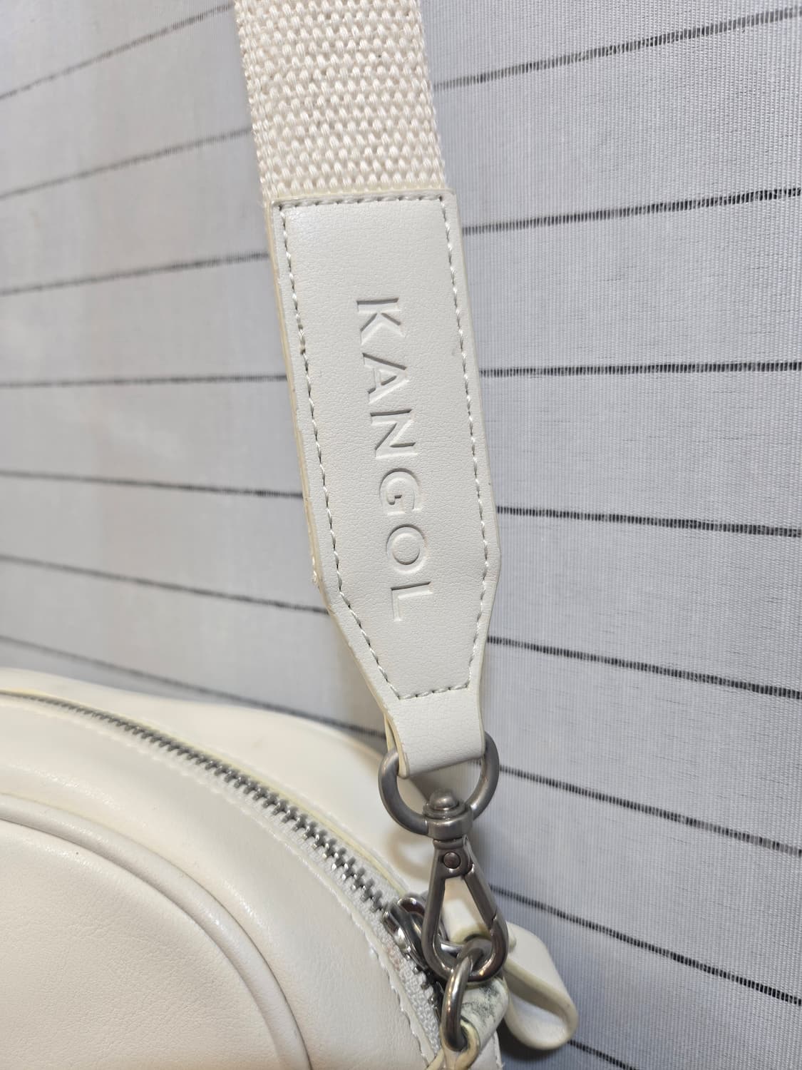 캉골 아이보리 미니 크로스백 상품이미지5