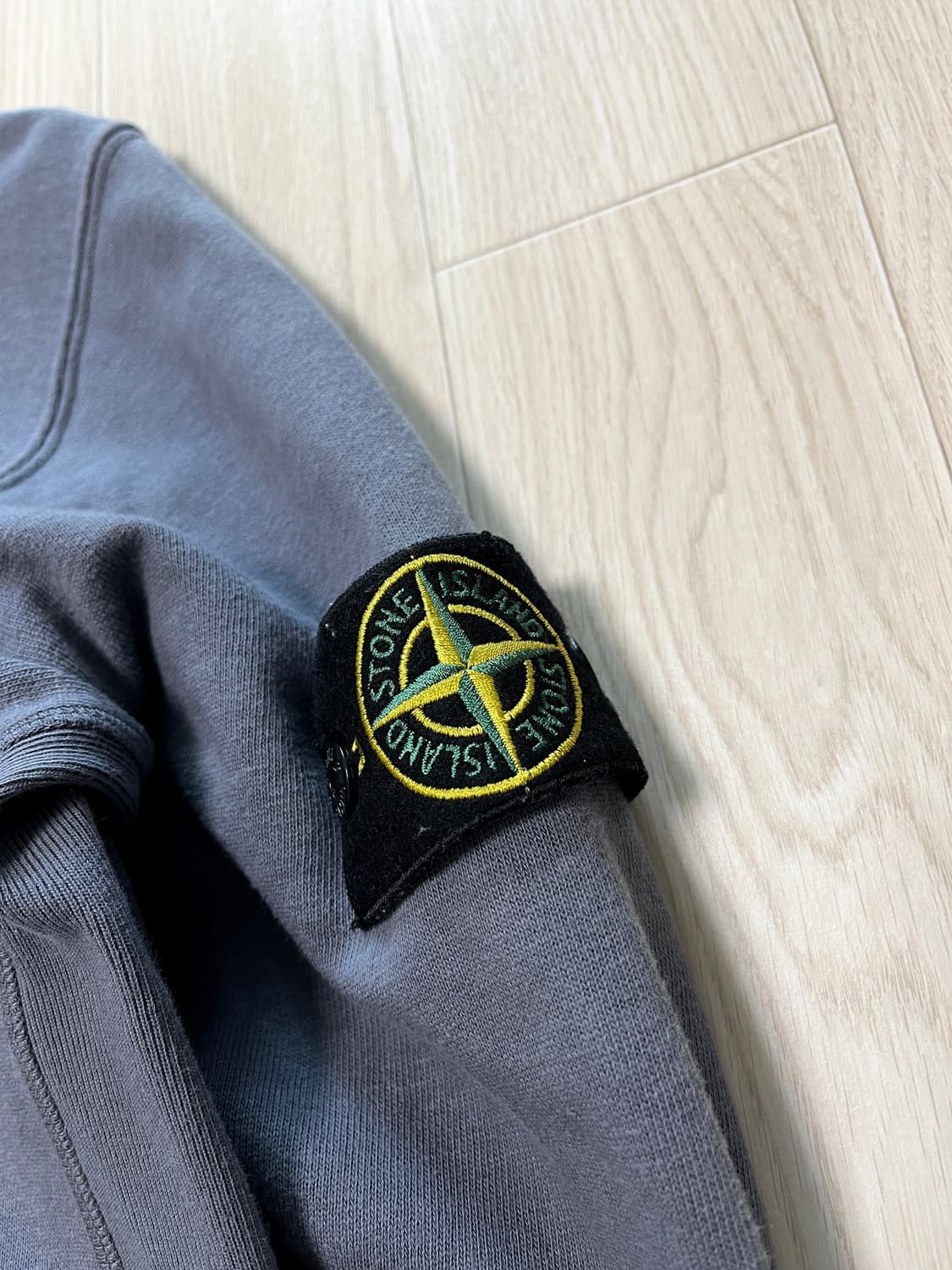 스톤아일랜드 스웨트 자켓 상품이미지3