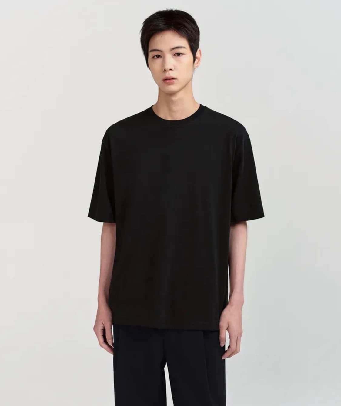 쿨탠다드 릴렉스 핏 크루 넥 반팔 티셔츠 상품이미지1