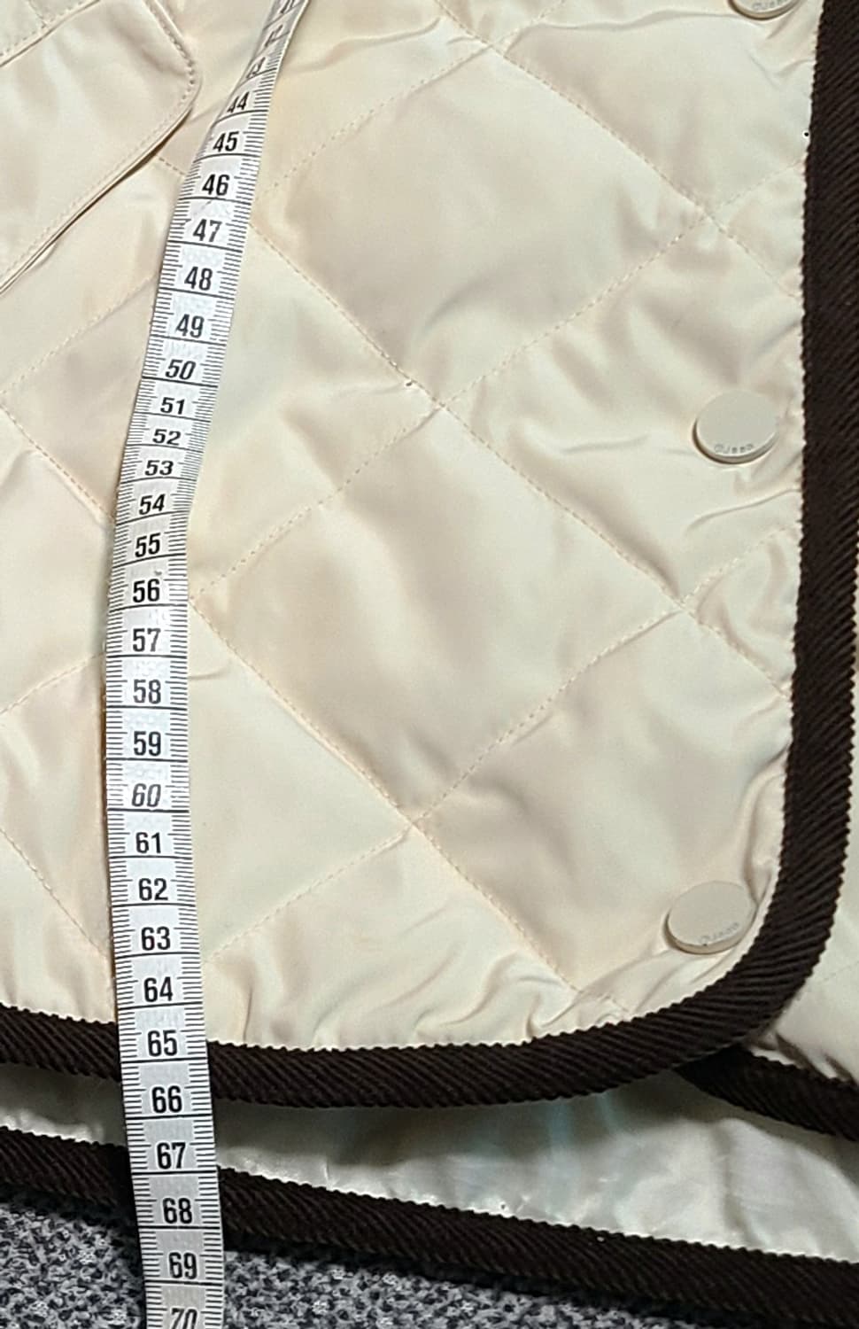 Jeep 퀼팅  덕다운 경량   자켓 아이보리 S(90) 상품이미지4