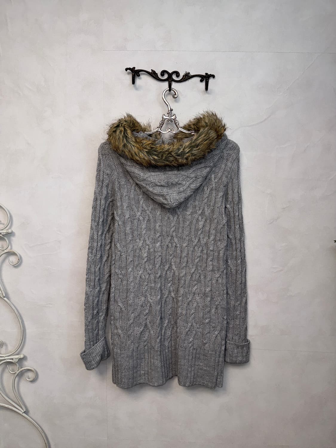 Tommy Hilfiger gray fur trimmed hood ops 상품이미지6