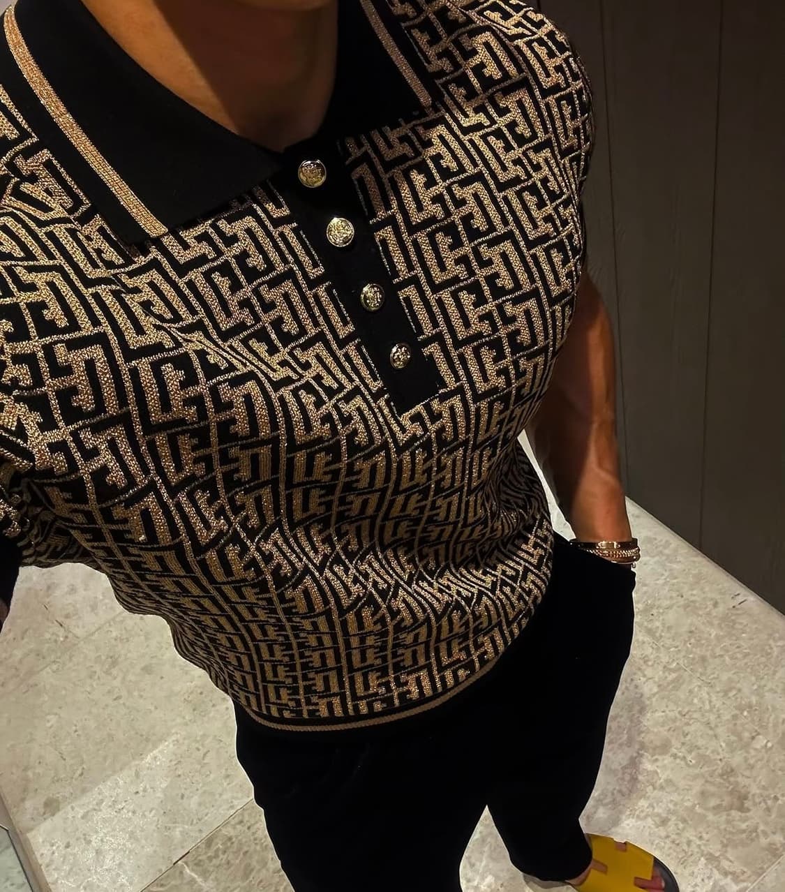 (새상품)라피나토 모노그램 반팔니트  상품이미지1