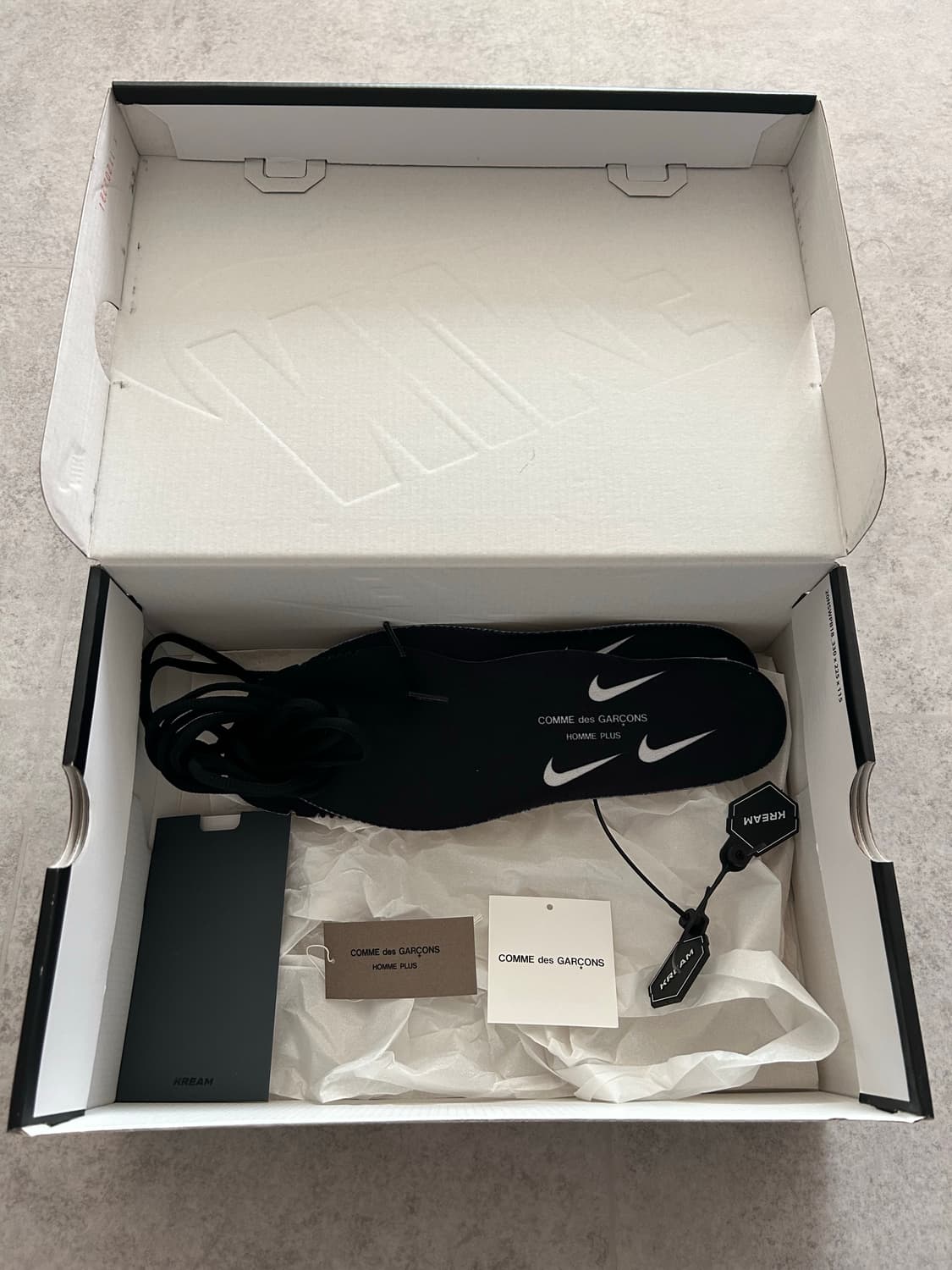 나이키 x 꼼데가르송 옴므 플러스 에어맥스 선더 SP 상품이미지6