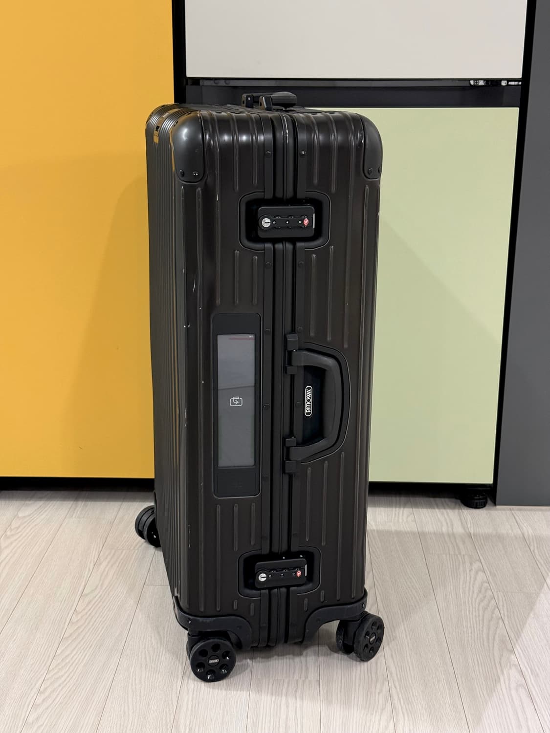 리모와 전자테그 오리지널 블랙 체크인L 상품이미지1