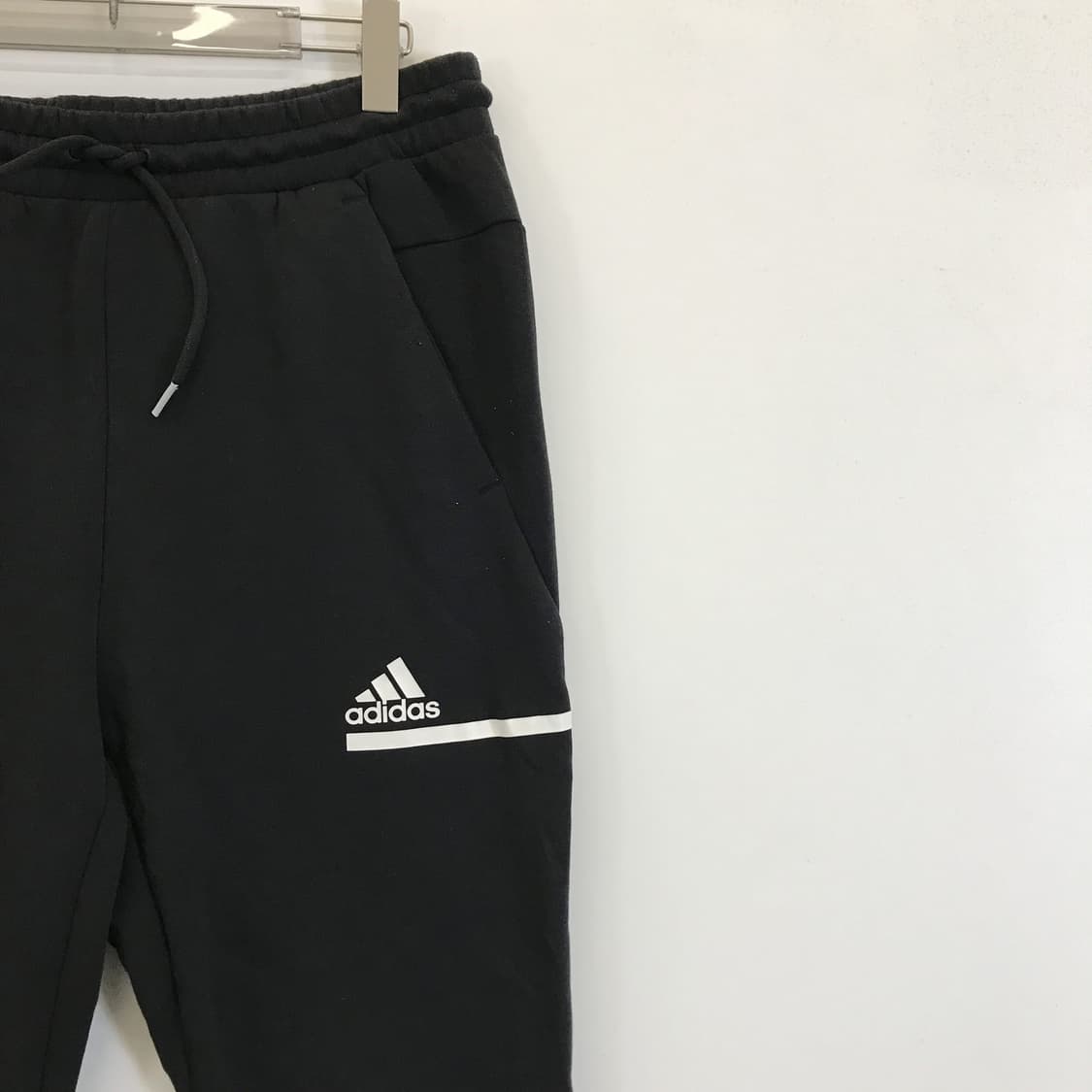 아디다스 ZNE 레디 스웻팬츠 [XL사이즈] 상품이미지2