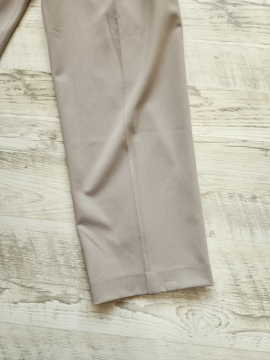 (새상품)무신사 스탠다드 라이트베이지 와이드 슬랙스 32인치 세미 벌룬핏 상품이미지3